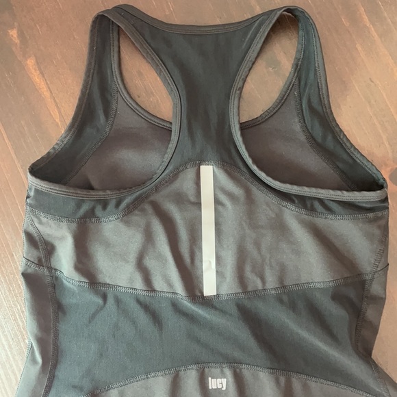 Lucy Racerback Workout Tank Top Shelf Bra Size M - Picture 8 of 11